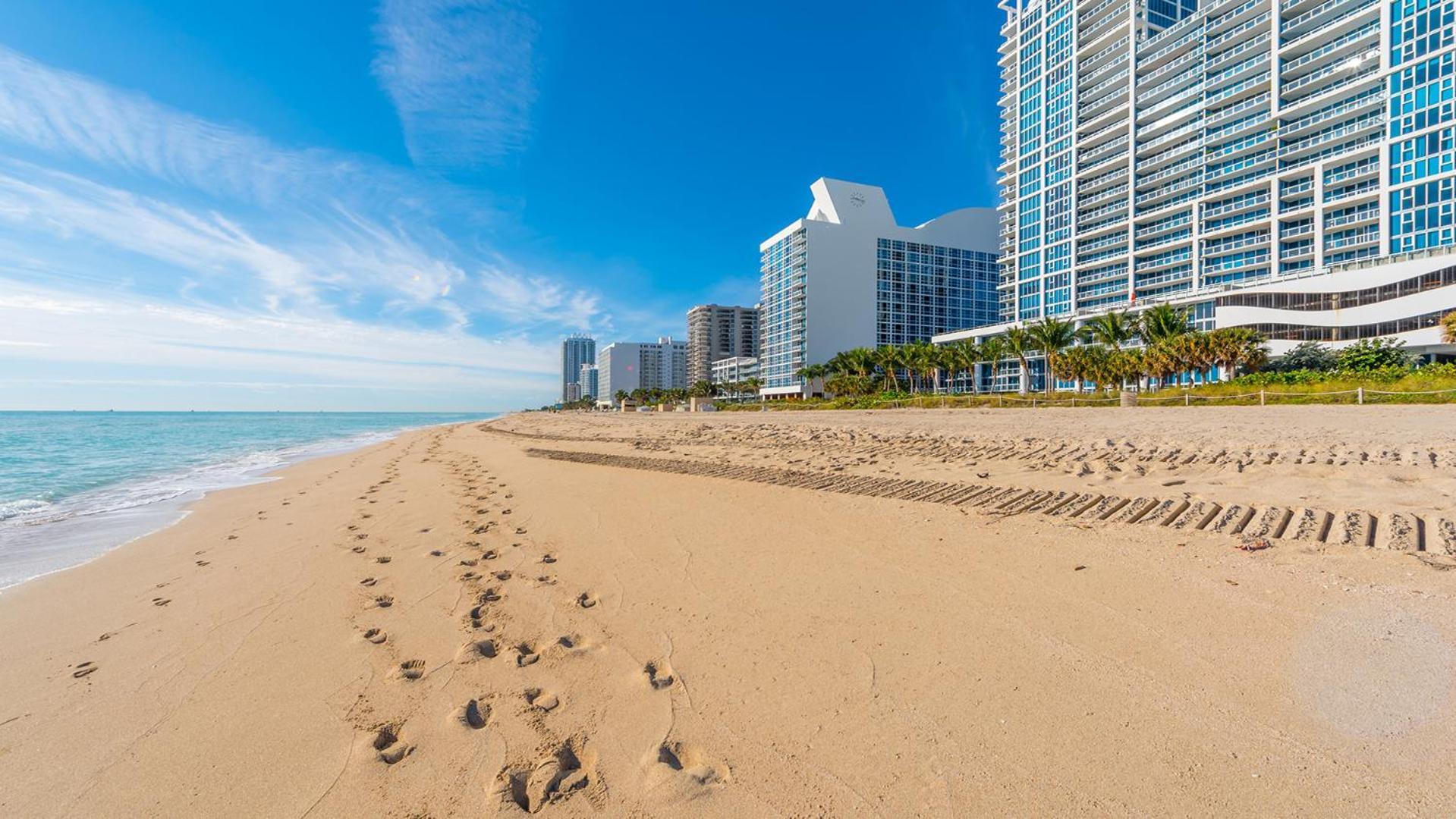1 Bedroom Private At Carillon Miami -911 Apartahotel Miami Beach